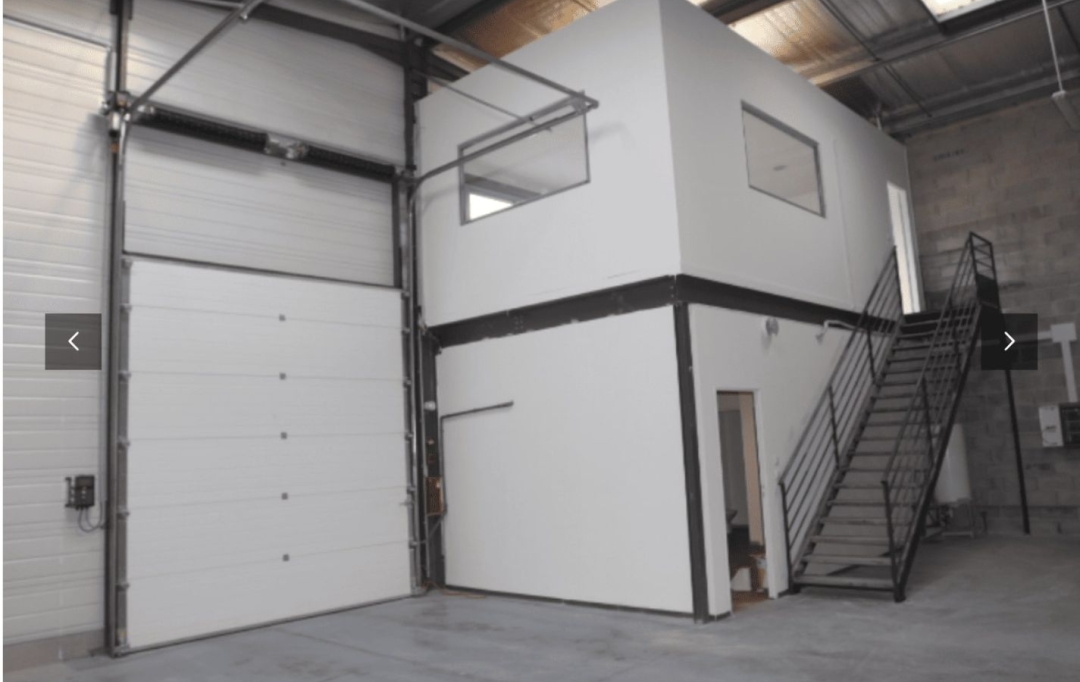Annonces MARSEILLE4 : Office | LA PENNE-SUR-HUVEAUNE (13821) | 150 m2 | 1 200 € 