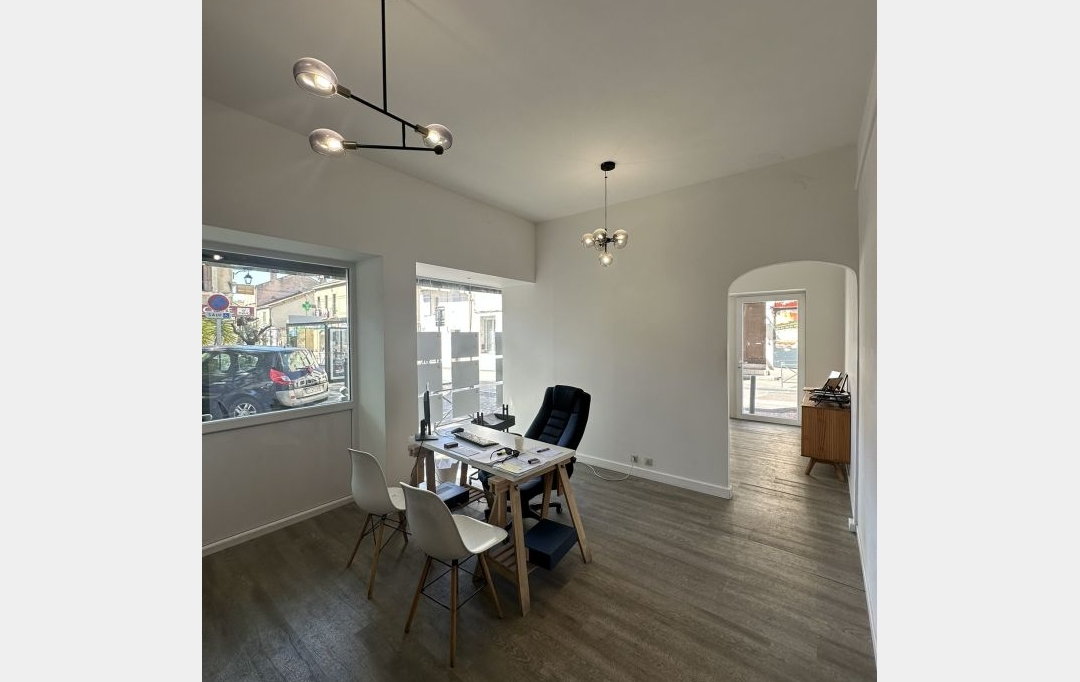 Annonces MARSEILLE4 : Office | MARSEILLE (13013) | 102 m2 | 1 165 € 