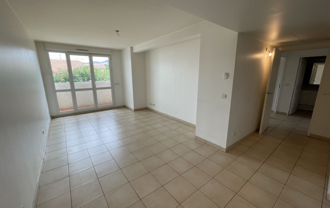 Annonces MARSEILLE4 : Appartement | MARSEILLE (13009) | 52 m2 | 890 € 