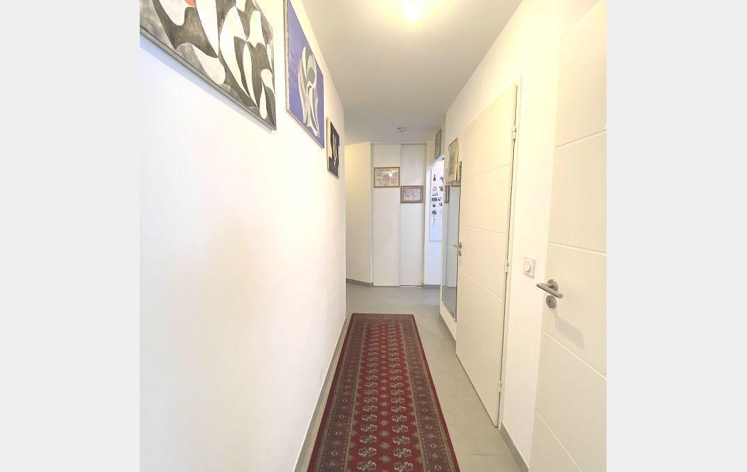Annonces MARSEILLE4 : Appartement | MARSEILLE (13004) | 65 m2 | 221 000 € 