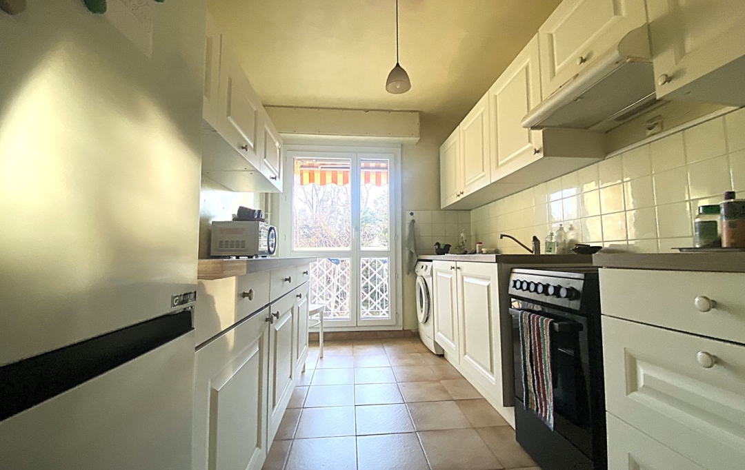 Annonces MARSEILLE4 : Appartement | MARSEILLE (13010) | 76 m2 | 155 000 € 