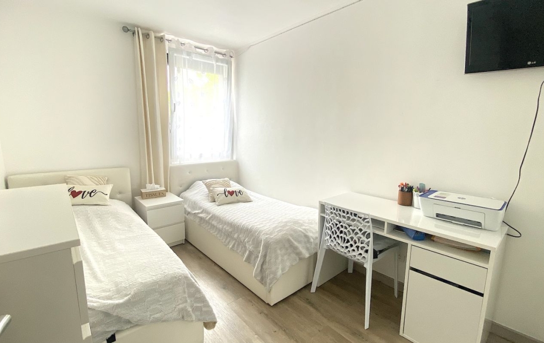 Annonces MARSEILLE4 : Apartment | MARSEILLE (13012) | 72 m2 | 179 000 € 