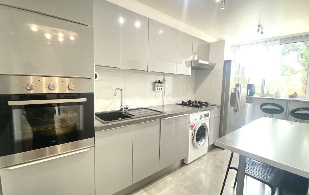 Annonces MARSEILLE4 : Apartment | MARSEILLE (13012) | 72 m2 | 179 000 € 