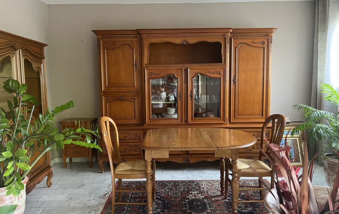 Annonces MARSEILLE4 : Apartment | MARSEILLE (13012) | 82 m2 | 270 000 € 