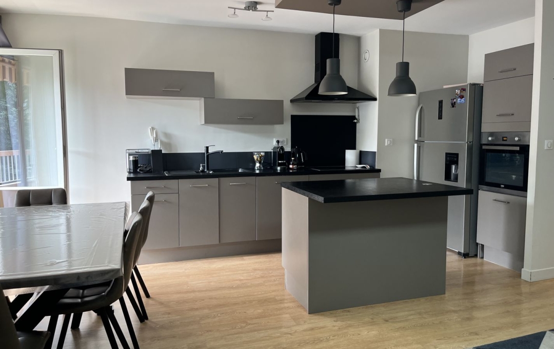 Annonces MARSEILLE4 : Apartment | MARSEILLE (13012) | 83 m2 | 240 000 € 