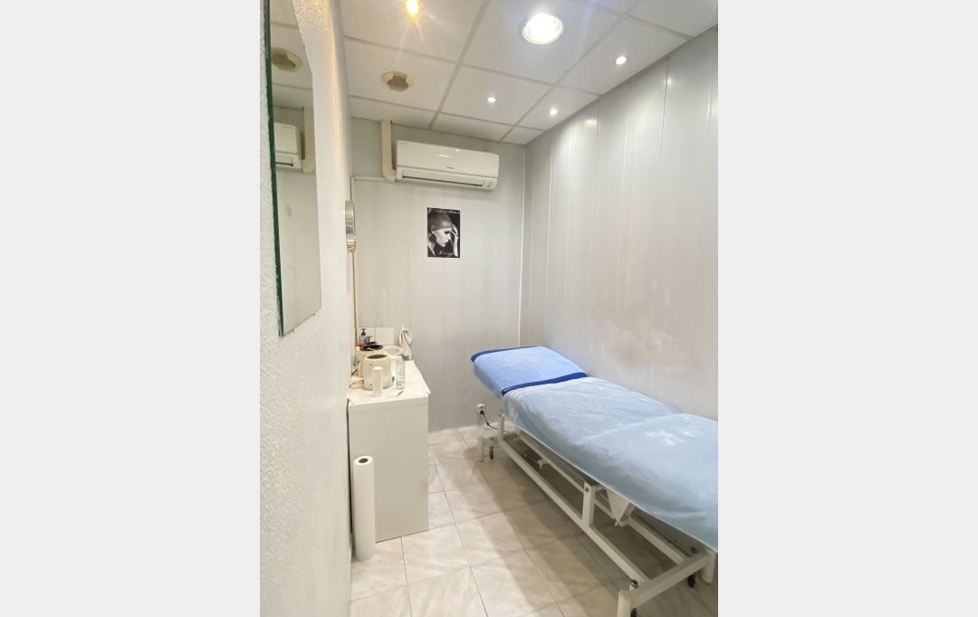 Annonces MARSEILLE4 : Local / Bureau | MARSEILLE (13013) | 26 m2 | 15 000 € 