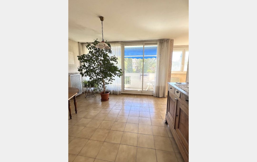 Annonces MARSEILLE4 : Appartement | MARSEILLE (13012) | 78 m2 | 212 000 € 