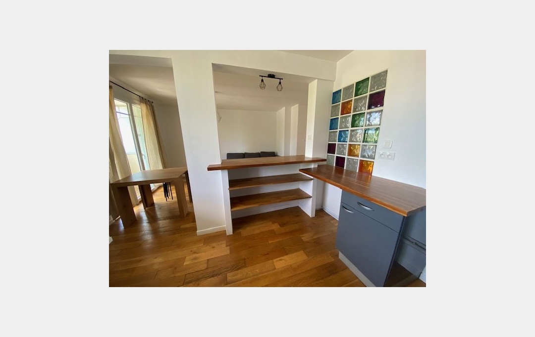 Annonces MARSEILLE4 : Appartement | MARSEILLE (13012) | 53 m2 | 1 090 € 