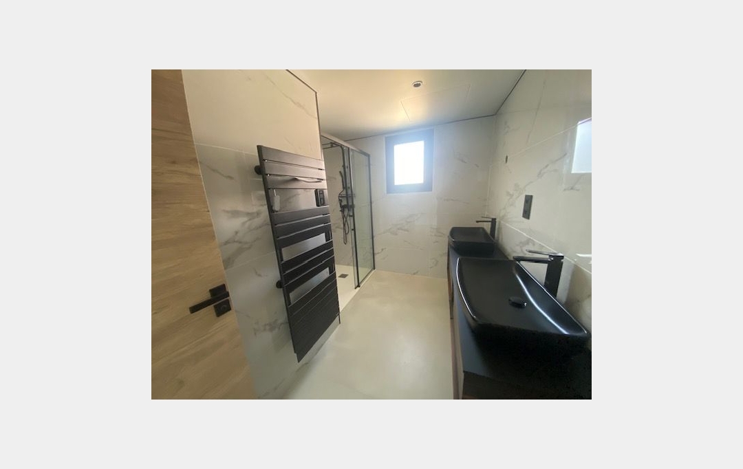 Annonces MARSEILLE4 : Maison / Villa | ALLAUCH (13190) | 170 m2 | 3 800 € 