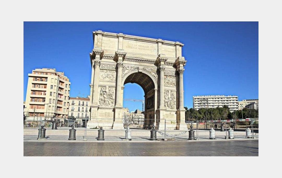 Annonces MARSEILLE4 : Appartement | MARSEILLE (13002) | 59 m2 | 90 000 € 