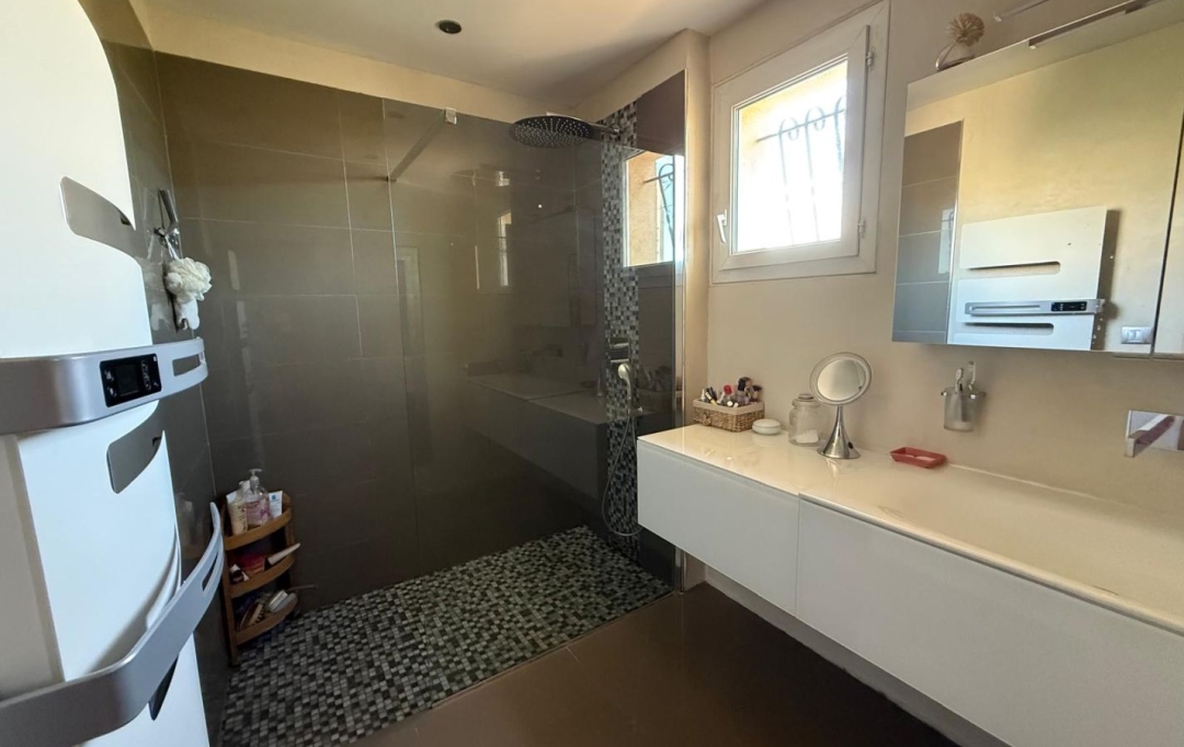 Annonces MARSEILLE4 : Maison / Villa | MARSEILLE (13013) | 136 m2 | 649 000 € 