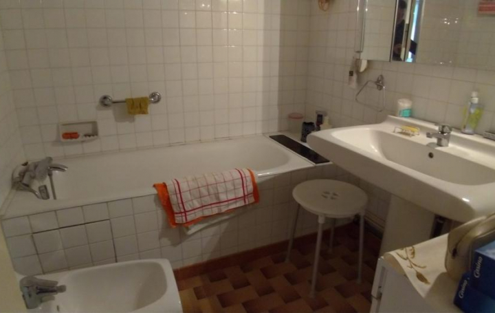 Annonces MARSEILLE4 : Appartement | MARSEILLE (13009) | 92 m2 | 210 000 € 
