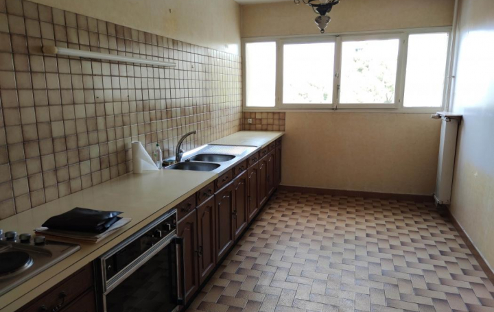Annonces MARSEILLE4 : Appartement | MARSEILLE (13009) | 92 m2 | 210 000 € 
