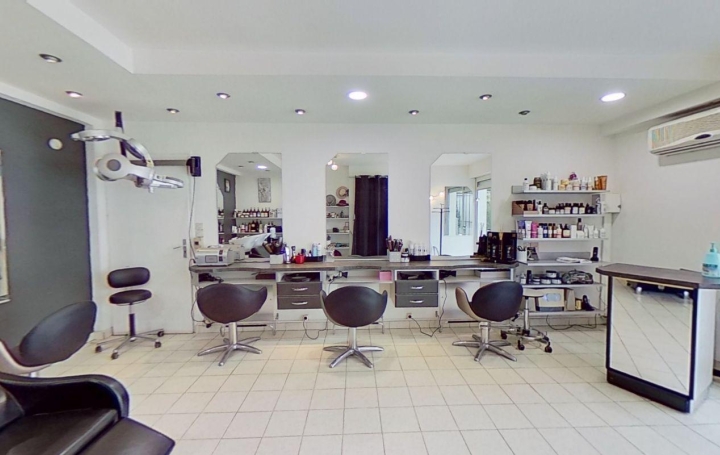 Annonces MARSEILLE4 : Commercial | MARSEILLE (13011) | 35 m2 | 43 000 € 