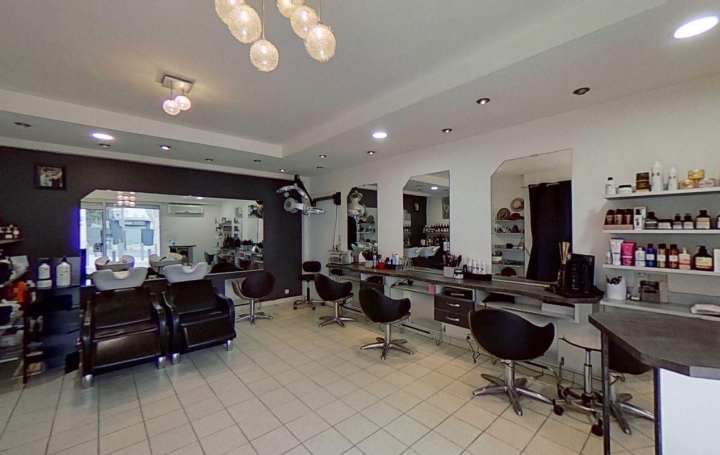 Annonces MARSEILLE4 : Commercial | MARSEILLE (13011) | 35 m2 | 43 000 € 