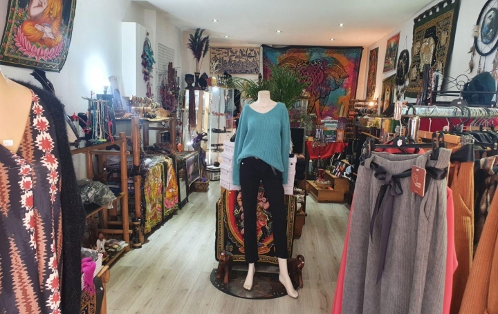 Local commercial MARSEILLE 43 m2 49 000 € Local commercial MARSEILLE 43 m2 49 000 €
