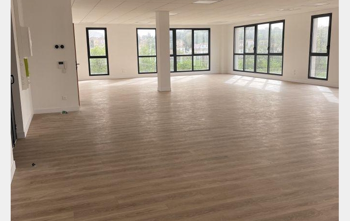  Annonces MARSEILLE4 Local / Bureau | AUBAGNE (13400) | 169 m2 | 2 605 € 