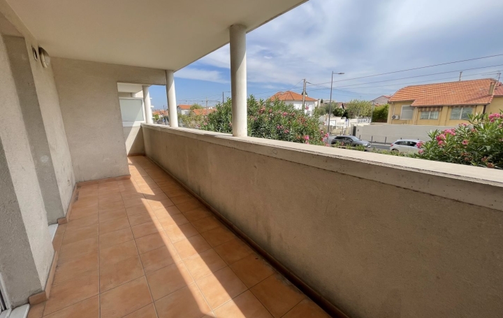 Appartement P3 MARSEILLE 52 m2 890 € Appartement P3 MARSEILLE 52 m2 890 €