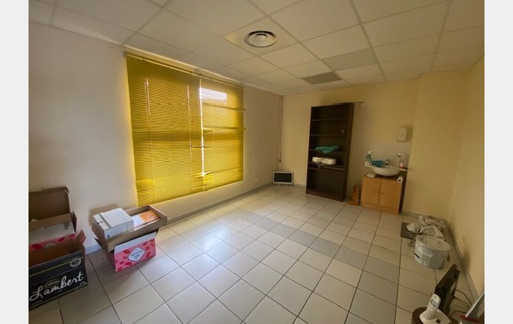  Annonces MARSEILLE4 Local / Bureau | PLAN-DE-CUQUES (13380) | 20 m2 | 650 € 