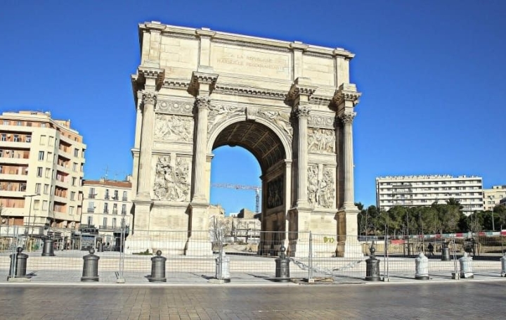  Annonces MARSEILLE4 Appartement | MARSEILLE (13002) | 59 m2 | 90 000 € 